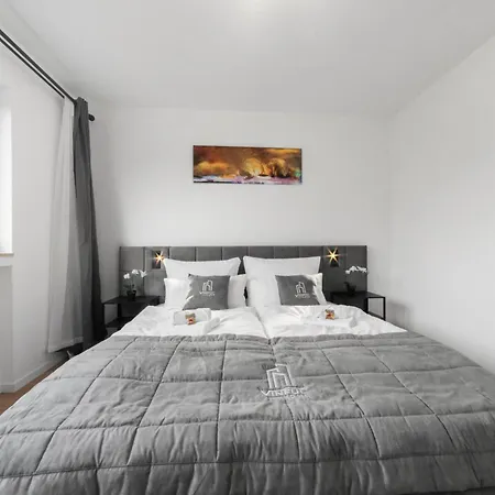 Vlnful2 Premium-apartment Mit Balkon Und Parkplatz *