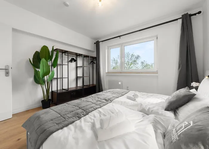 Vlnful2 Premium-apartment Mit Balkon Und Parkplatz Апартаменты *